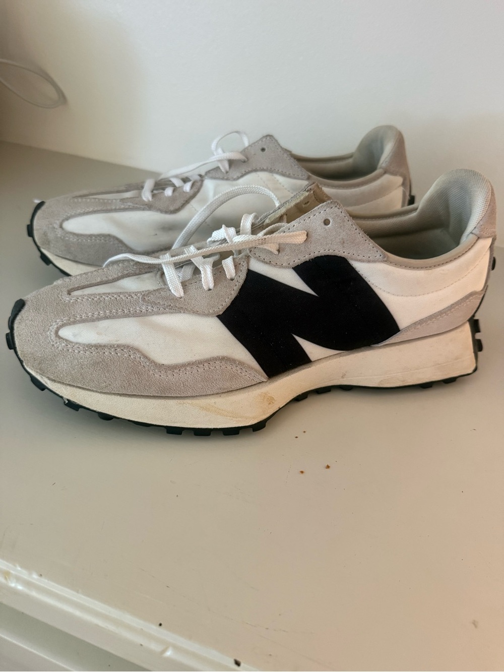 New Balance Women's White, Gray & Black Retro Athletic Sneakers